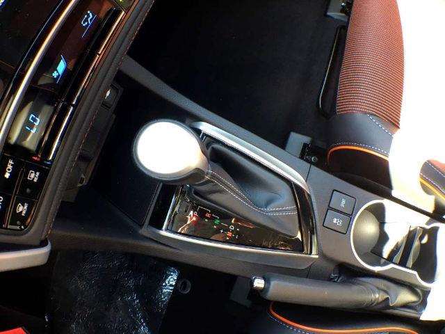 2017 Toyota Corolla SE 4dr Sedan CVT